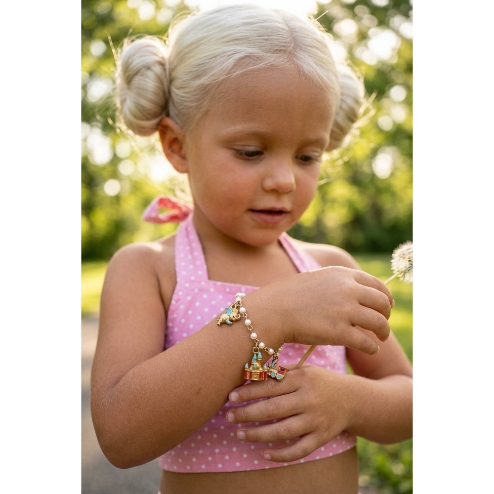 VINTAGE Little Miss Disneyland Souvenir Gold Tone Charm Bracelet 1960's ENAMEL